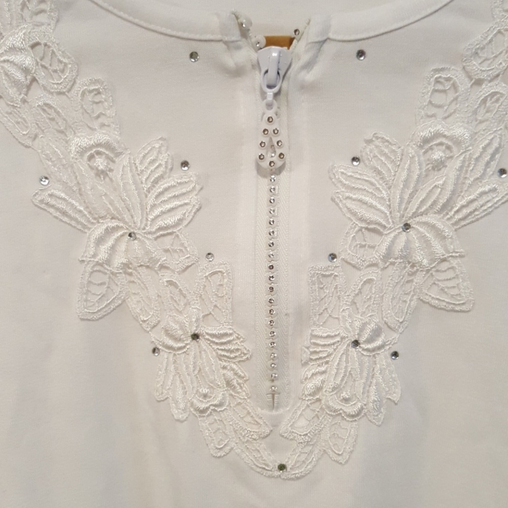 Women's hummingbird White T-shirt, 1X - Picture 2 of 4